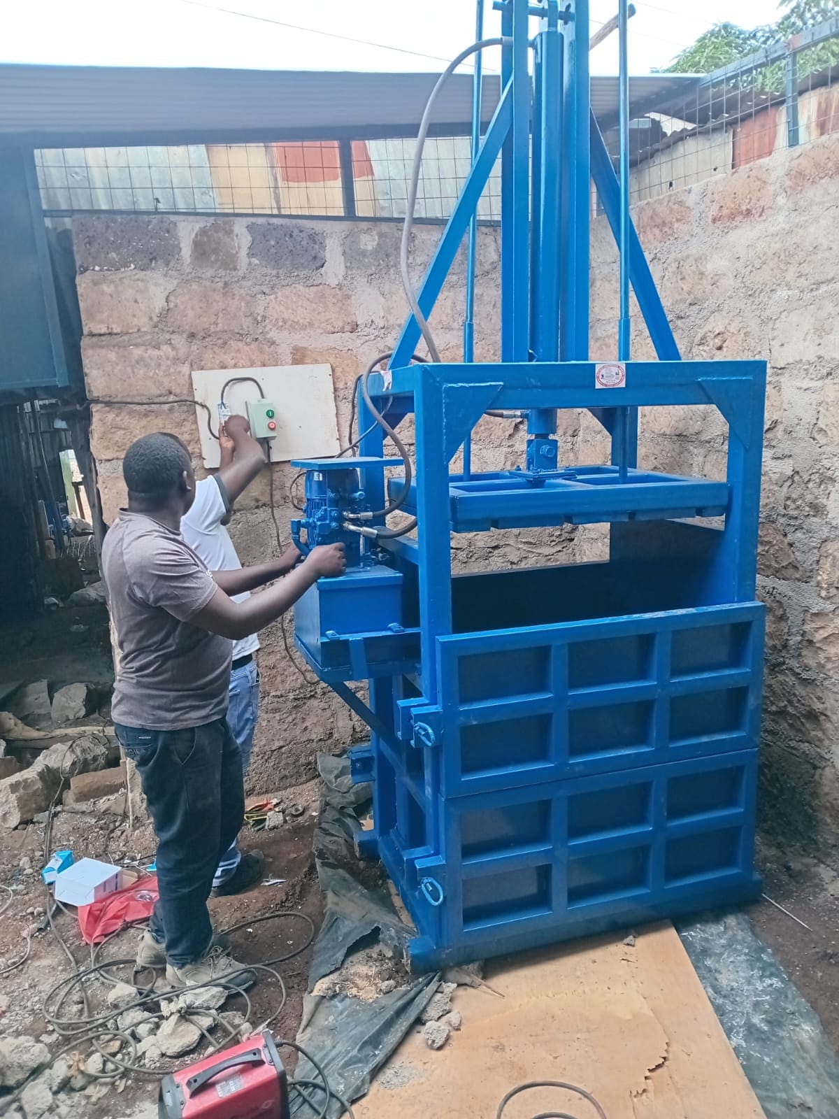 Hydraulic Plastic Baler